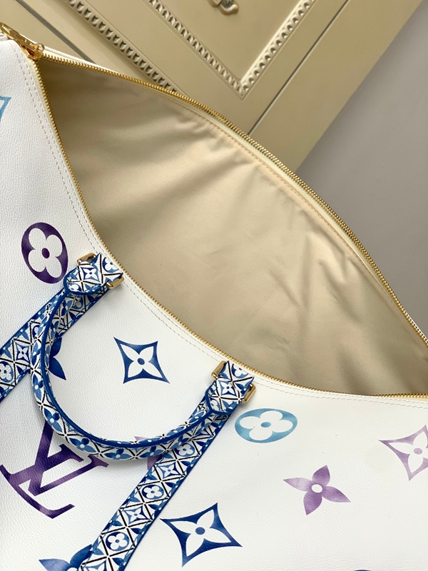 ルイヴィトンバッグ着用イメージ